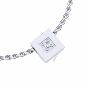 Privezak kockica od zlata, sa brilijantom