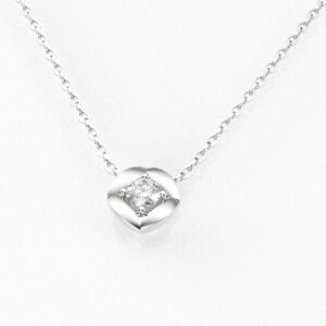 Nežan privezak sa brilijantom